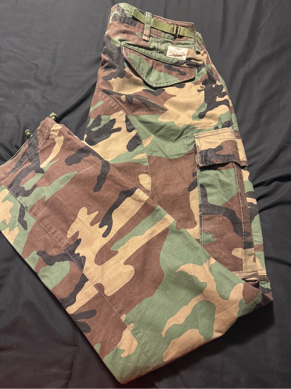 Ralph Lauren Men's Camo Cargo Pants - Green/Brown/Black - Picture 3 of 4